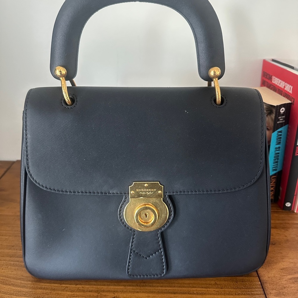 Burberry DK88 Black handle Handbag